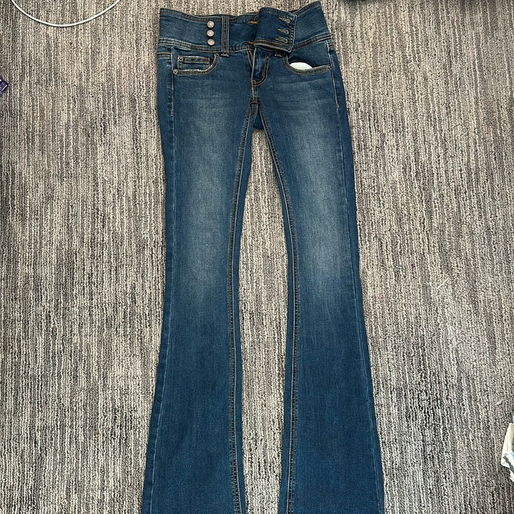 Low rise, urban outfitters jeans
